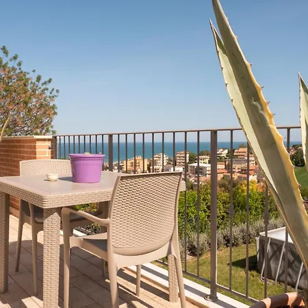 Casa Marziali - Italian Frühstückspension Porto SantʼElpidio